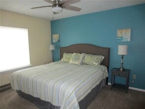 1030 Lookout Dr, Unit 1030 Lookout Drive in Erie, PA - Foto de edificio - Building Photo