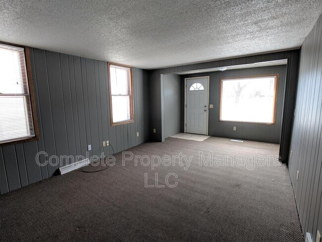 334 W William St in Albert Lea, MN - Building Photo - Building Photo