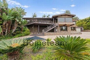 746 Armada Terrace in San Diego, CA - Building Photo