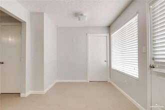 10 San Esteban St in Mission, TX - Building Photo - Building Photo