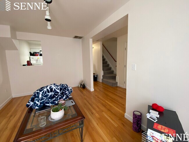 69 Fulkerson St, Unit 1 in Cambridge, MA - Building Photo - Building Photo