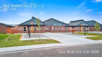 802 Hidden Hls St, Unit 3 in Mission, TX - Building Photo