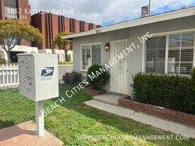 3852 Katella Ave in Los Alamitos, CA - Building Photo