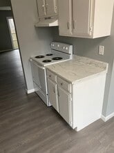 3317 Bridge Manor Dr in Kansas City, MO - Foto de edificio - Building Photo