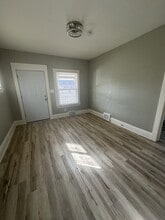 4301 W 41st St in Cleveland, OH - Building Photo - Building Photo