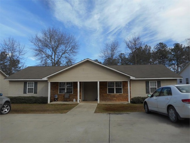 2468 Brantley Way in Milledgeville, GA - Building Photo - Building Photo