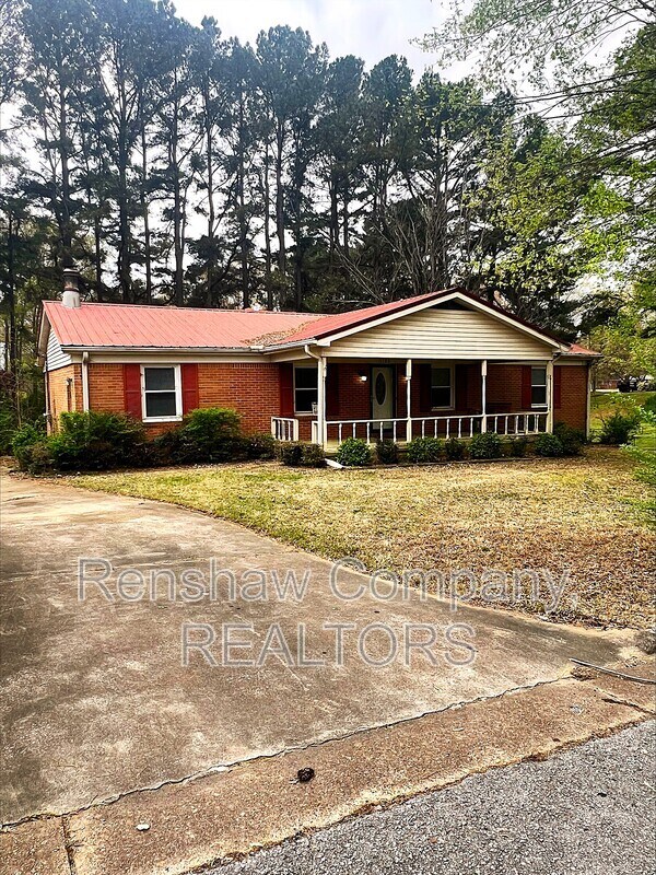 property at 3122 Northwood Blvd