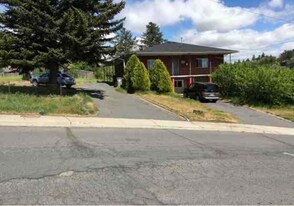 615 NW State St, Unit Upper in Pullman, WA - Building Photo