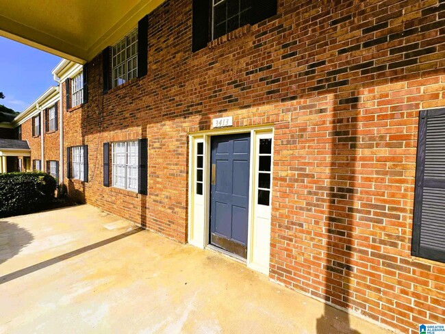 3413 Sandner Ct in Homewood, AL - Building Photo - Building Photo