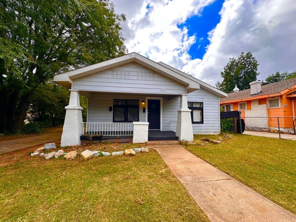 1710 NW 10th St in Oklahoma City, OK - Building Photo
