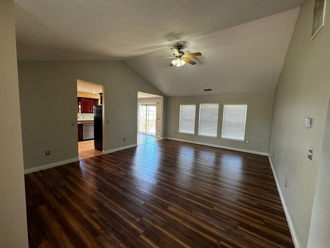 21955 Lafayette Rd in Waynesville, MO - Building Photo - Building Photo