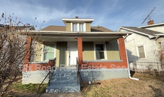 2107 Queen Ave in Middletown, OH - Building Photo