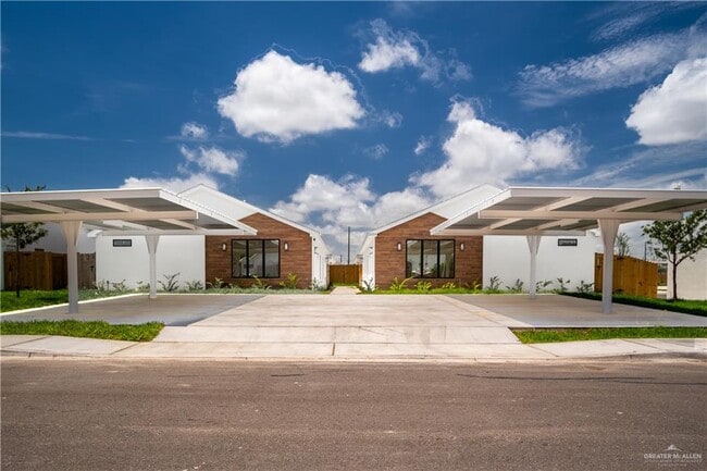 property at 2104 E Viviana St