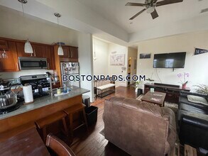 5 St Margaret St in Boston, MA - Building Photo - Building Photo