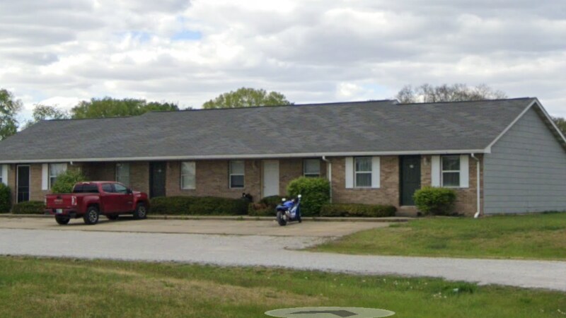 8701 N Raintree Ct in Terre Haute, IN - Building Photo