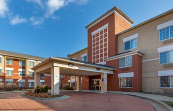 Furnished Studio-Washington, D.C. - Rockville in Rockville, MD - Foto de edificio - Building Photo