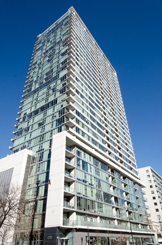 property at 1720 S Michigan Ave