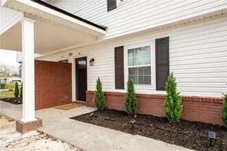 301 Fireman St in Waycross, GA - Building Photo - Building Photo