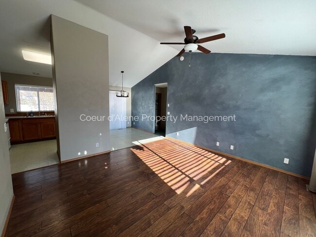 1921 W Shawna Ave in Coeur d'Alene, ID - Building Photo - Building Photo