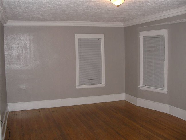 303 1st St in Jackson, MI - Building Photo - Building Photo