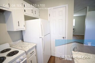 1708 Pineview St in Jonesboro, AR - Building Photo - Building Photo