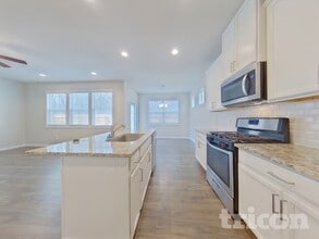 2241 Westside Dr in Austell, GA - Foto de edificio - Building Photo