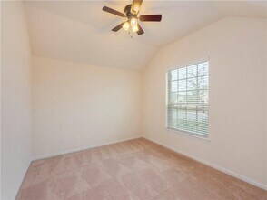 221 Tinto St in Leander, TX - Building Photo - Building Photo