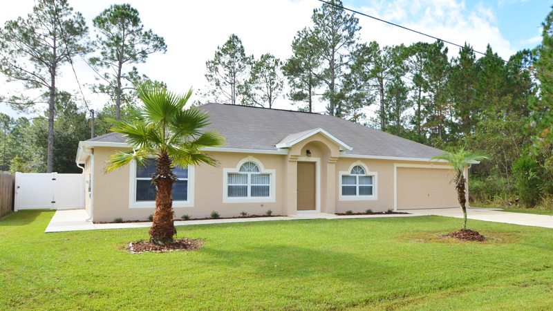 5 Robin Hood Ln in Palm Coast, FL - Building Photo