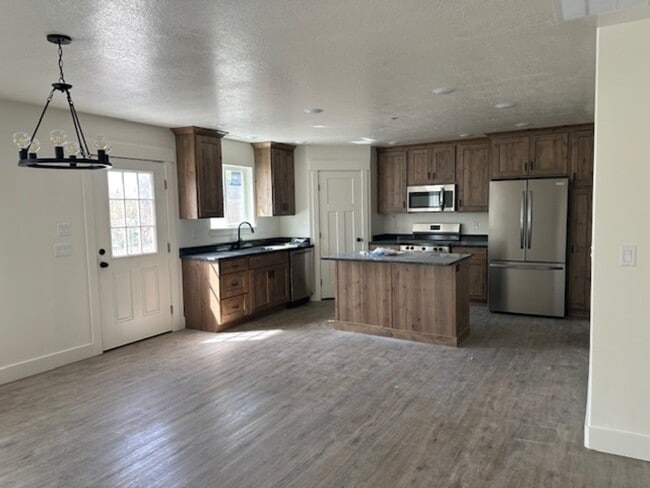 5955 W 14400 N in Garland, UT - Building Photo - Building Photo