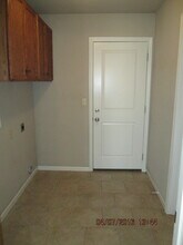 1708 Sutter Woods Rd in Junction City, KS - Building Photo - Building Photo