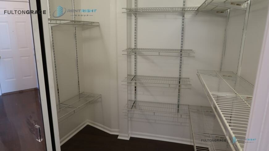 1357 N Ashland Ave, Unit 3A in Chicago, IL - Foto de edificio