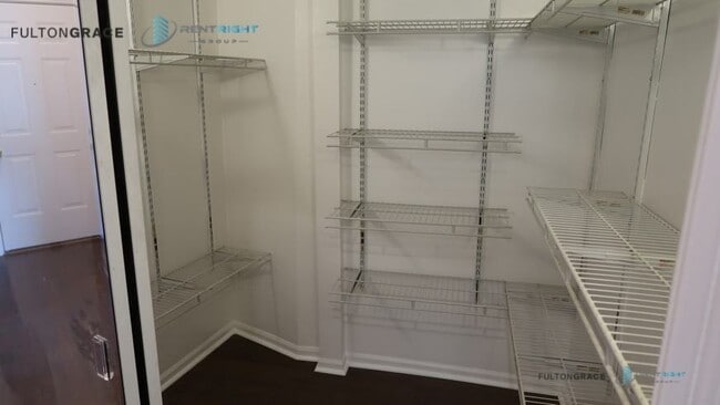 property at 1357 N Ashland Ave