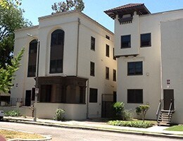 34 St James Park W in Los Angeles, CA - Building Photo