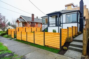 8307 13th Ave NW in Seattle, WA - Building Photo