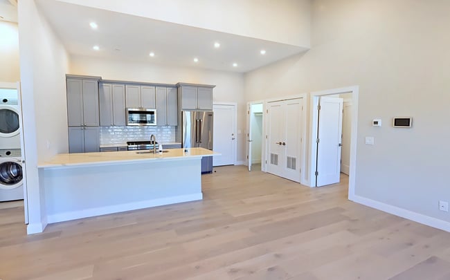 26 Cummins Hwy, Unit #32 - 2
