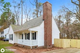 8812 Reigate Ln in Raleigh, NC - Building Photo - Building Photo