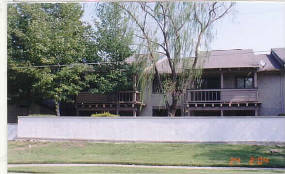 Richland Village Apartments in Dallas, TX - Building Photo - Building Photo