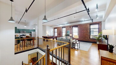 9 Austin St, Unit Stanhope St in Boston, MA - Building Photo - Building Photo