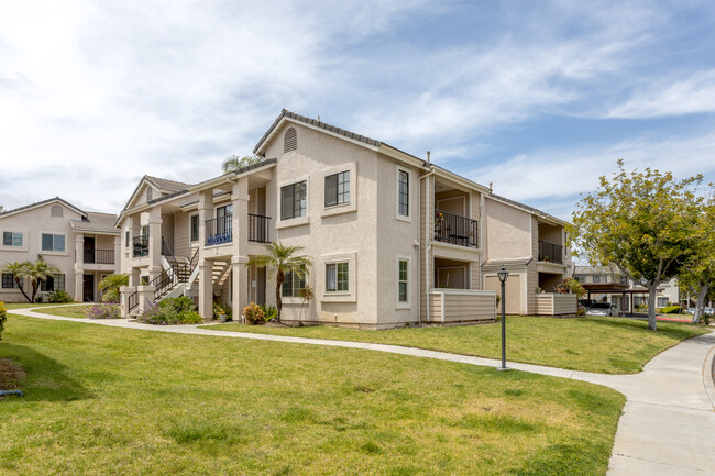 Concord Villas in San Diego, CA - Building Photo - Building Photo