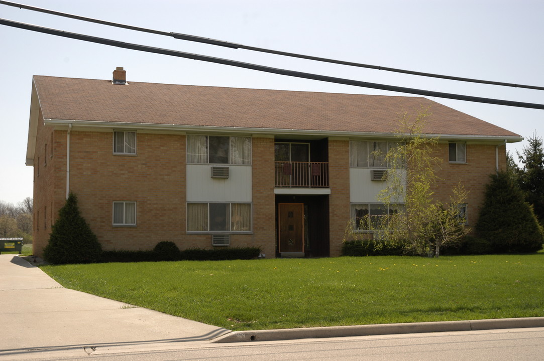 1811 91st St in Pleasant Prairie, WI - Foto de edificio