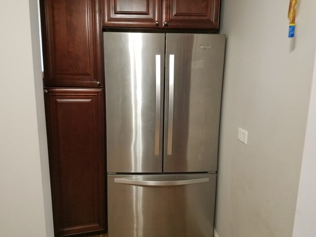 property at 1265 W Columbia Ave