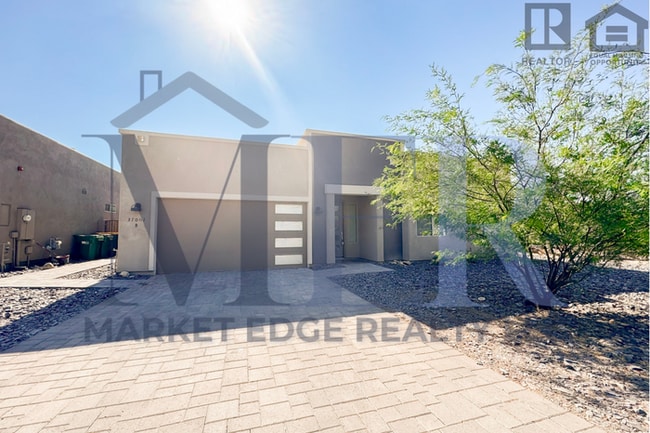 property at 37001 N Conestoga Trail