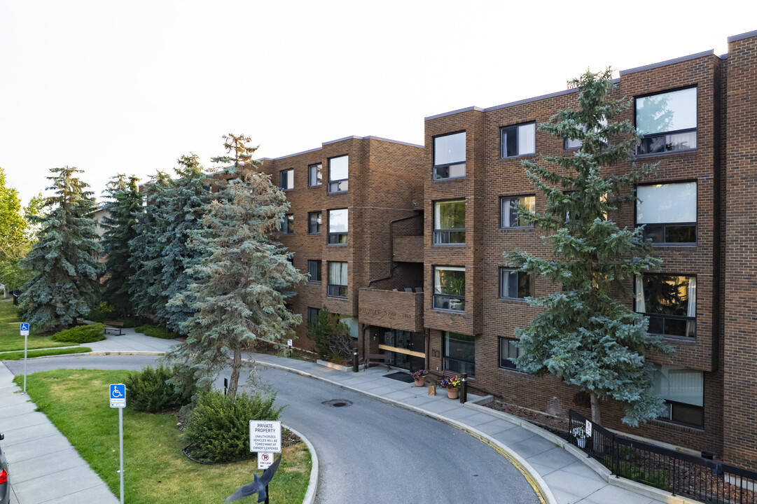 Grace Bankview House in Calgary, AB - Building Photo