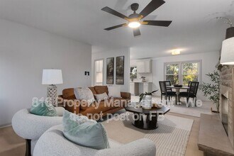 12516 13th St in Grandview, MO - Building Photo - Building Photo