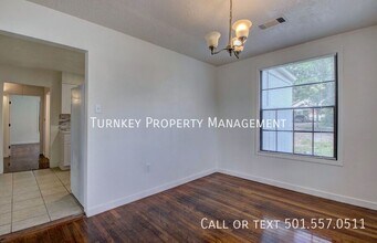 3123 S Gaines St in Little Rock, AR - Foto de edificio - Building Photo