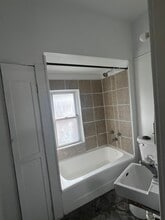 9025 Burlington Ave, Unit 2floor in Brookfield, IL - Building Photo - Building Photo