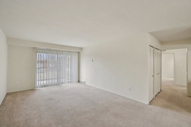 Orleans Place Apartments in Woodhaven, MI - Building Photo - Building Photo