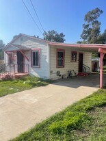 13011 Paxton St in Los Angeles, CA - Building Photo