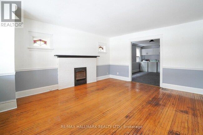 44 Scarboro Beach Blvd in Toronto, ON - Building Photo - Building Photo