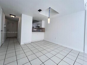 519 W 68th St in Hialeah, FL - Building Photo - Building Photo